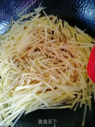 青椒土豆丝的做法步骤：5