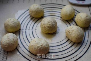 芝麻排包的做法步骤：6
