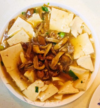 滑子菇炖豆腐的做法步骤：10