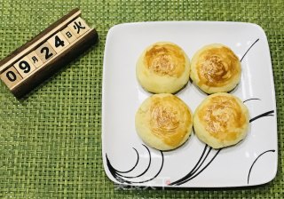 亚麻籽油苏式椰丝月饼的做法步骤：2