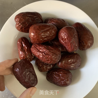 红枣核桃酪的做法步骤：1