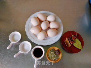 五香茶叶蛋的做法步骤：1
