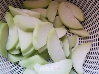 XO酱佛手瓜炒玉米笋的做法步骤：1