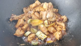 鸡腿炖土豆的做法步骤：6