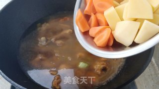 鸡腿炖土豆的做法步骤：7