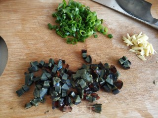 皮蛋瘦肉粥的做法步骤：4