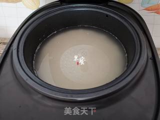 香菇虾仁盖浇饭的做法步骤：3