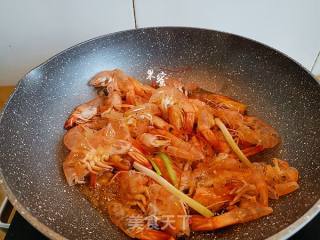 香菇虾仁盖浇饭的做法步骤：7