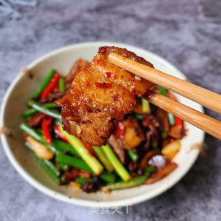 川味回锅肉的做法步骤：9