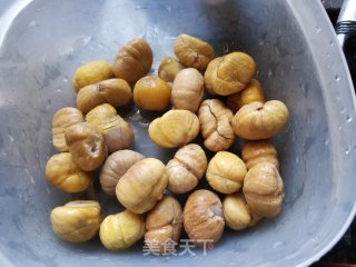 冬菇腐竹栗子焖鸡的做法步骤：5