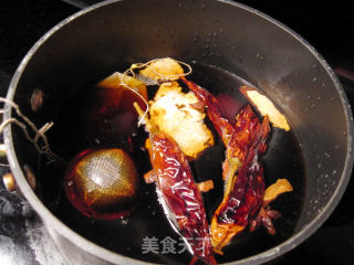 茶叶鸡蛋--家常下饭菜的做法步骤：3