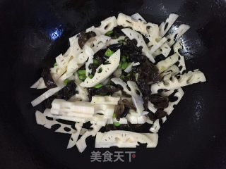 素炒藕片的做法步骤：5