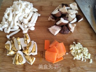 咸蛋双菇油菜的做法步骤：5