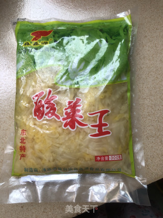 酸白菜猪肉炖粉条的做法步骤：2