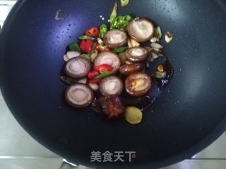 煎烧蚝油香菇的做法步骤：4