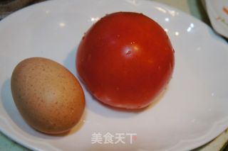 西红柿炒蛋的做法步骤：1