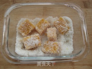 南瓜椰蓉小方的做法步骤：7