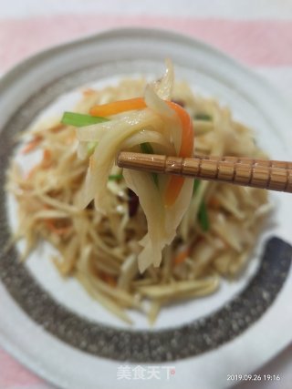 辣炒茭白丝的做法步骤：7