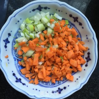 咖喱虾仁炒饭的做法步骤：3