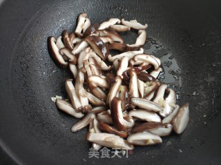 香菇油菜的做法步骤：8