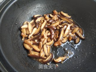 香菇油菜的做法步骤：10