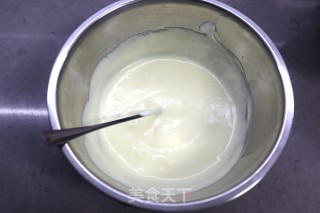 淡奶油戚风杯子蛋糕的做法步骤：3