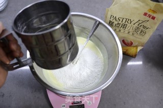 淡奶油戚风杯子蛋糕的做法步骤：4