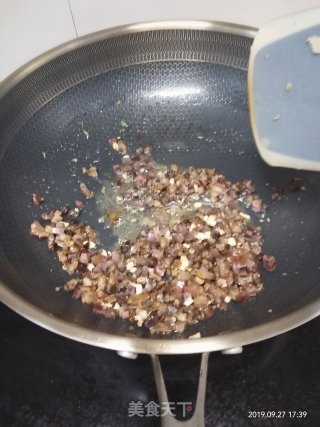 酸豆角炒牛肉干的做法步骤：5