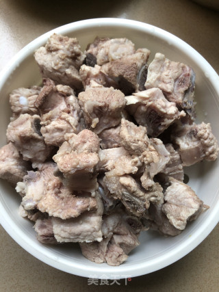 砂锅干豆角焖排骨的做法步骤：3