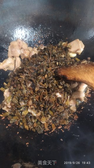 咸菜焖猪肉的做法步骤：5