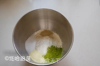 青蛙挤挤面包的做法步骤：2