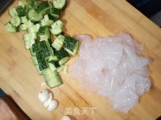 黄瓜拌粉皮的做法步骤：3