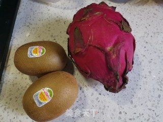金奇艺火龙果汁的做法步骤：1