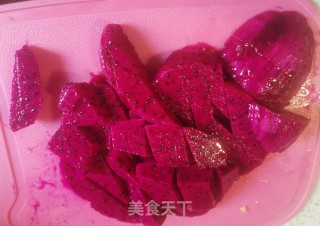 金奇艺火龙果汁的做法步骤：4