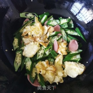 秋葵火腿炒蛋的做法步骤：7