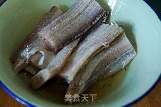 香煎带鱼的做法步骤：3