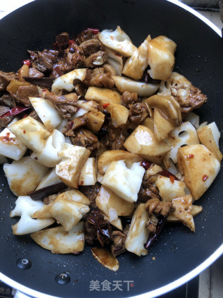 莲藕焖鸭肉的做法步骤：8