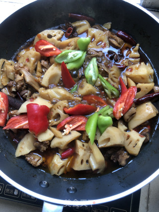 莲藕焖鸭肉的做法步骤：10