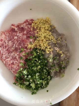 小鱼馄饨的做法步骤：2