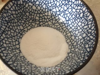 红糖冰粉的做法步骤：1