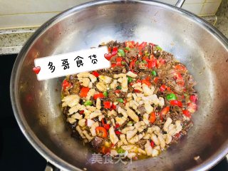 下饭菜～辣椒炒笋干的做法步骤：7