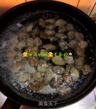 【仙草味道私房菜】之海味花蛤的做法步骤：2