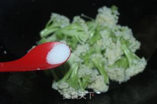 #家常下饭菜#炒花菜的做法步骤：3
