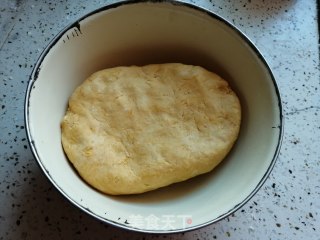 南瓜玫瑰花馒头的做法步骤：2