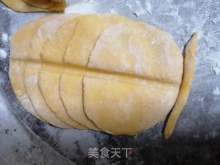 南瓜玫瑰花馒头的做法步骤：5