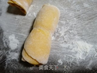 南瓜玫瑰花馒头的做法步骤：7