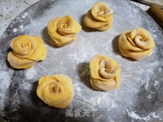 南瓜玫瑰花馒头的做法步骤：10