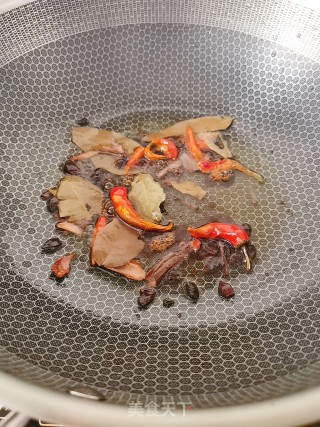 鸭腿烧莲藕的做法步骤：7