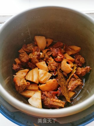 鸭腿烧莲藕的做法步骤：13