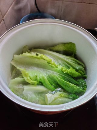 牛肉丸生菜汤的做法步骤：3